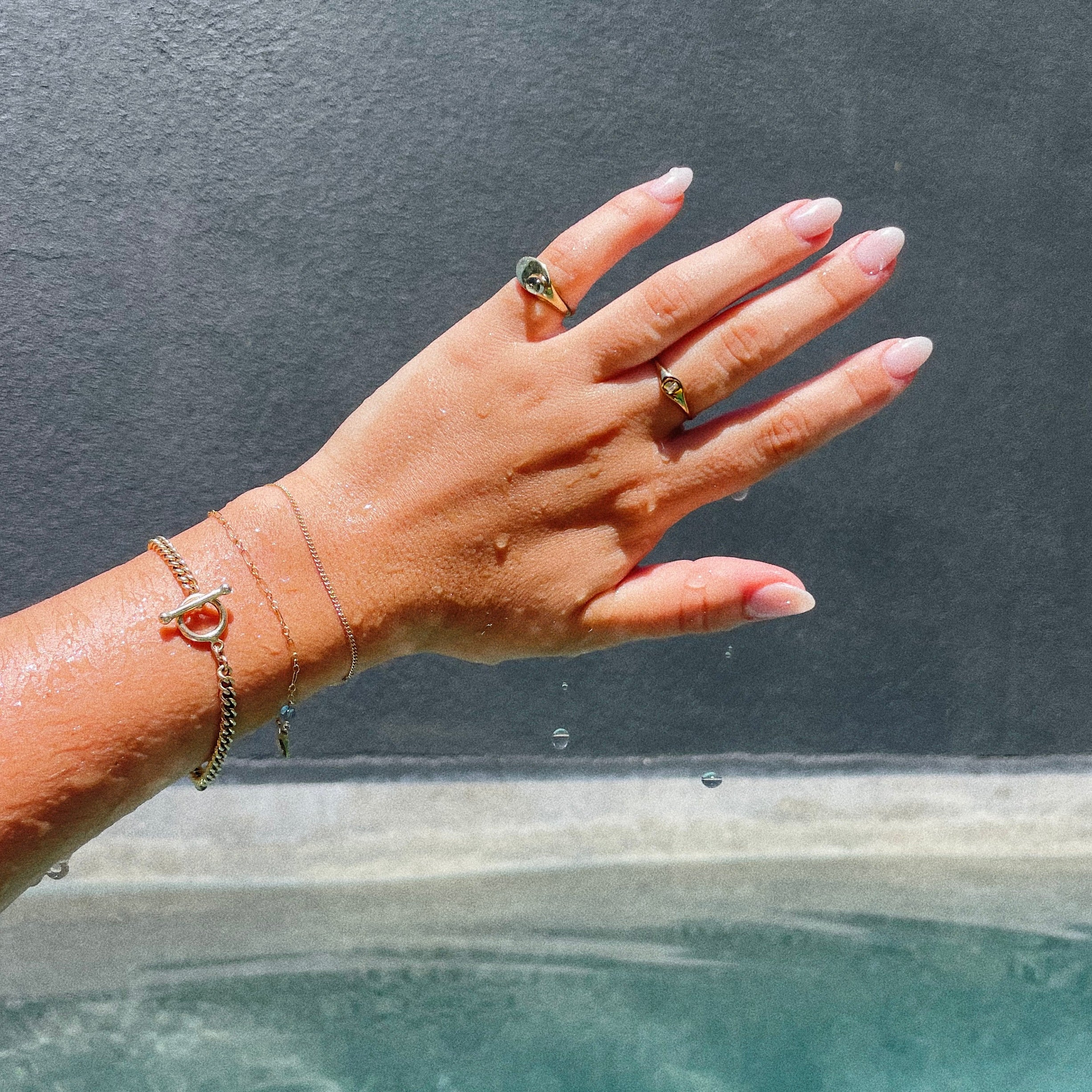 WEAR IN THE WATER