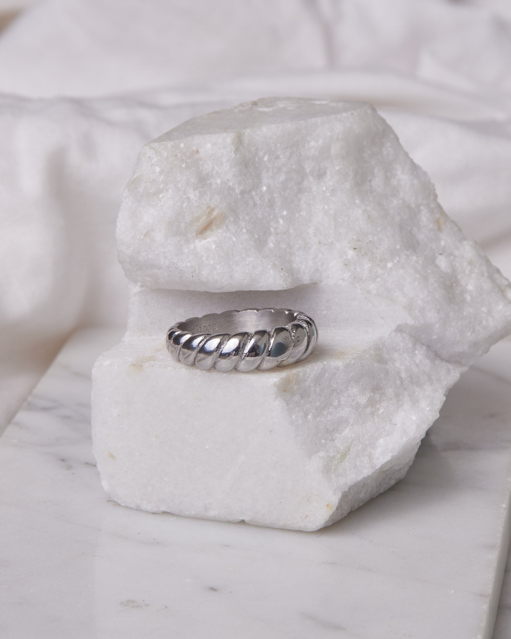 Ring Finer Rings Twisted Dome Ring – FINERRINGS