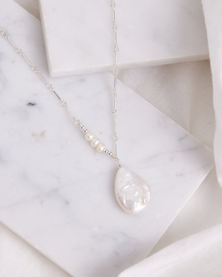 Lily Necklace