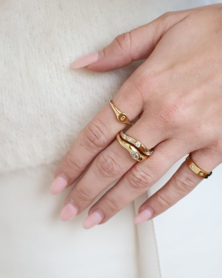 The Luna Ring
