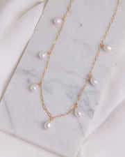 Pearl Dangling Necklace