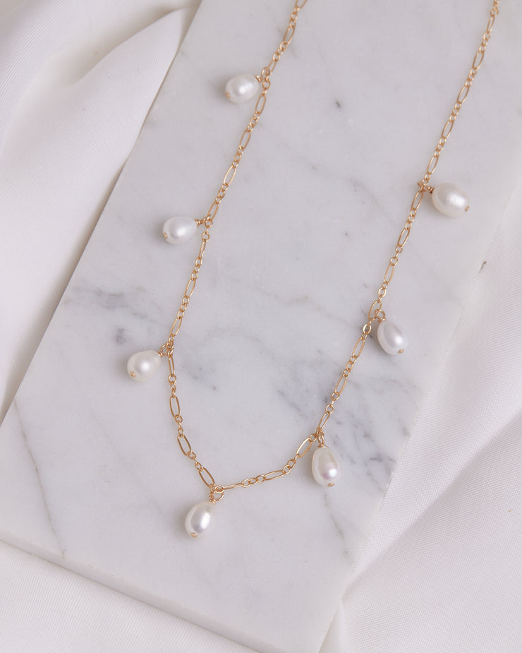 Pearl Dangling Necklace FinerRings