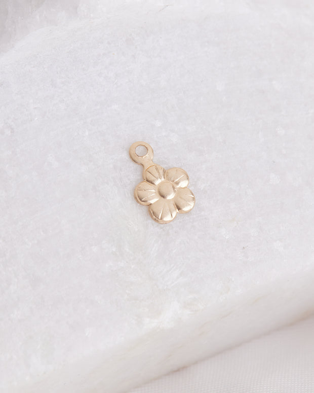 Tiny Daisy Individual Charm