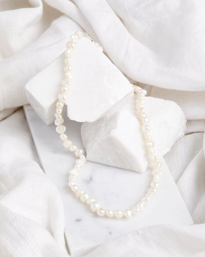 Tiny Pearl Short Necklace