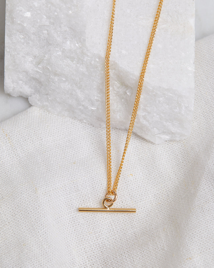 Minimal Toggle Necklace