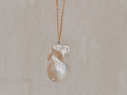 The Pearl Pendant Necklace