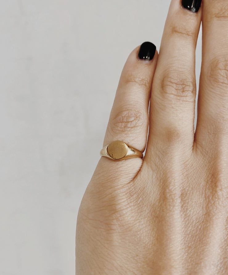 gold ID pinky ring | Signet ring men, Mens rings fashion, Mens pinky ring