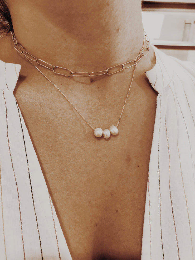 Delicate Trio Pearl Necklace