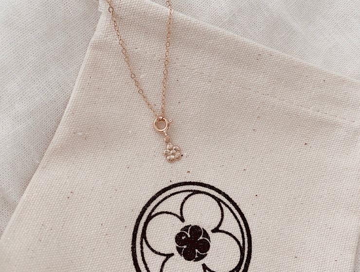 Tiny Daisy Individual Charm